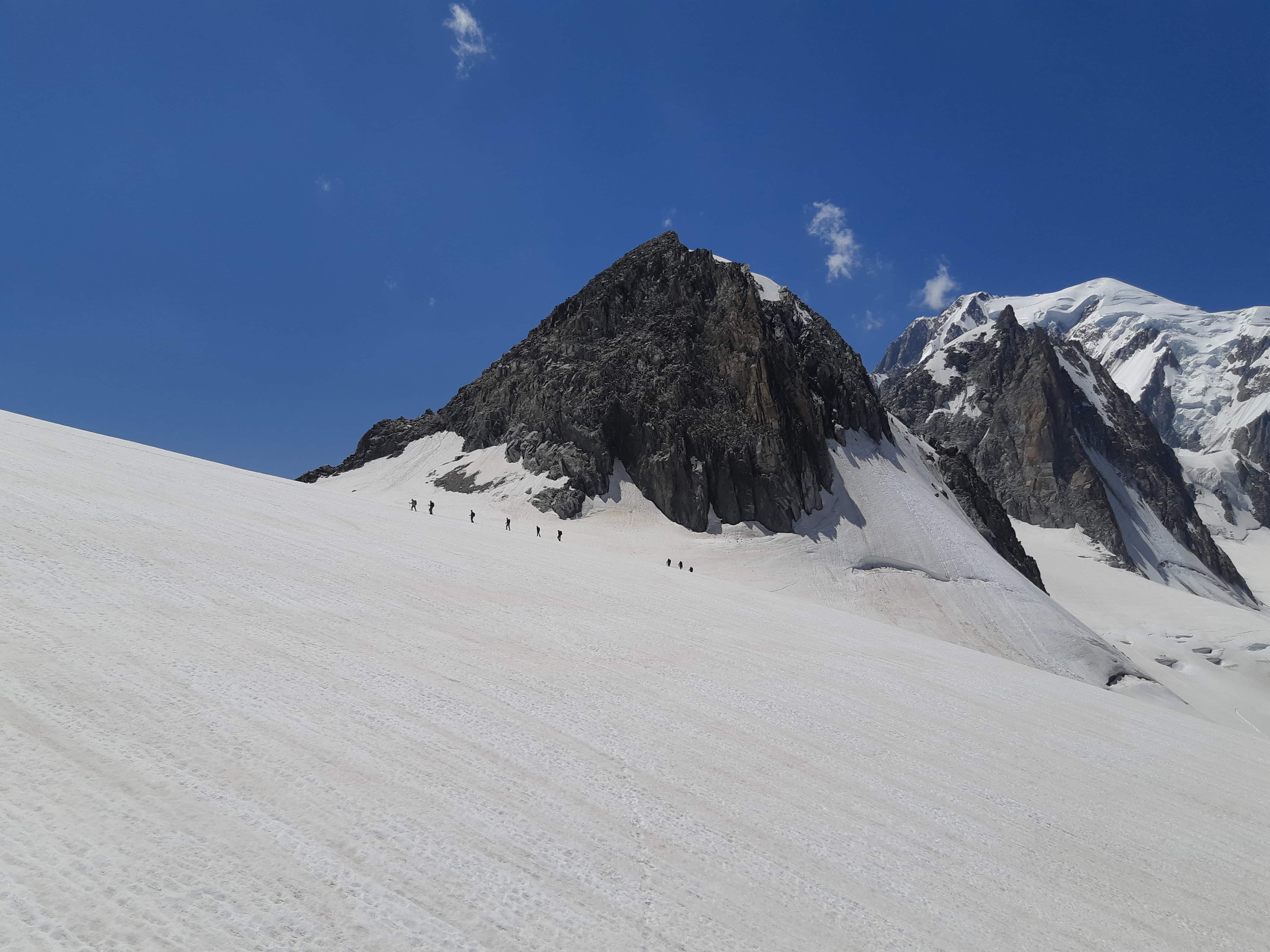 Sospesi sul ghiacciaio del Monte Bianco